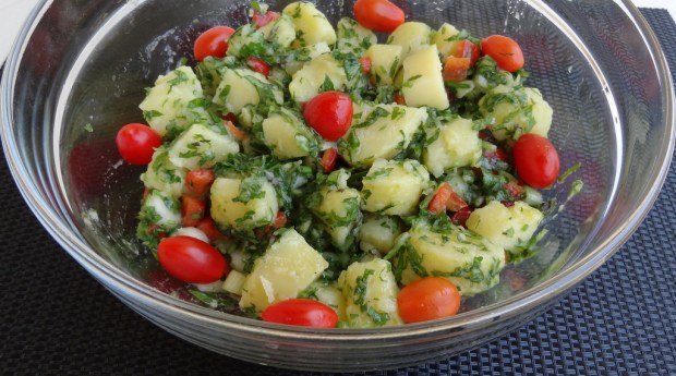 grille kafta with potato salad 1