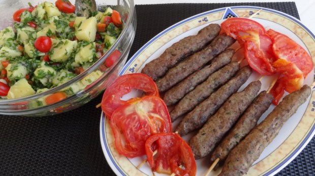 Grilled kafta with potato salad